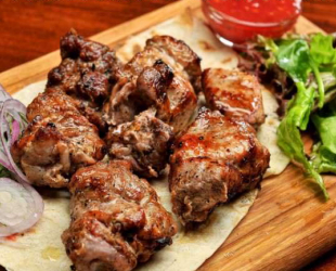 Шашлык из свинины (шейка)