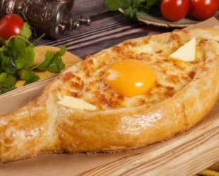Хачапури по-аджарски